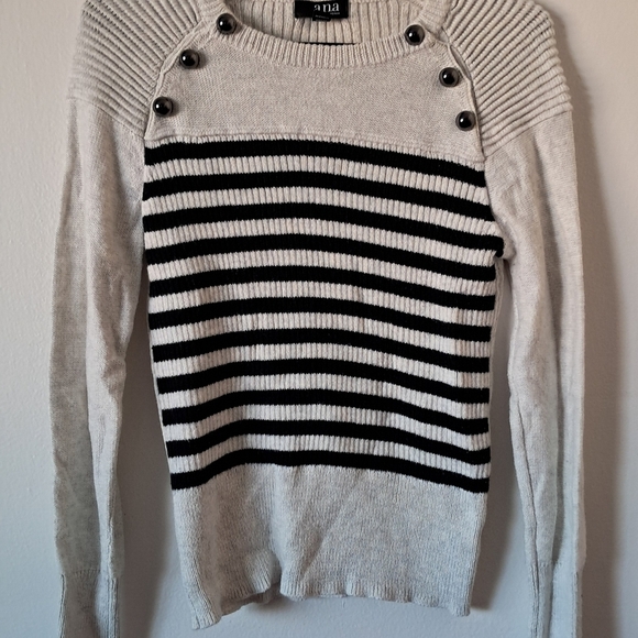 a.n.a Women's Black and Cream Striped Sweater - Picture 6 of 6